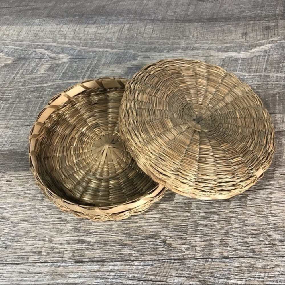 Vintage Chinese Sewing basket wicker flat storage